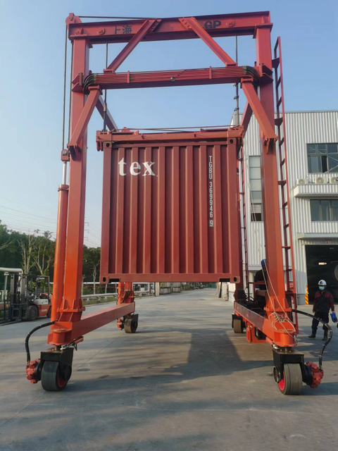 BSLD300 BSLD400 Connected container crane