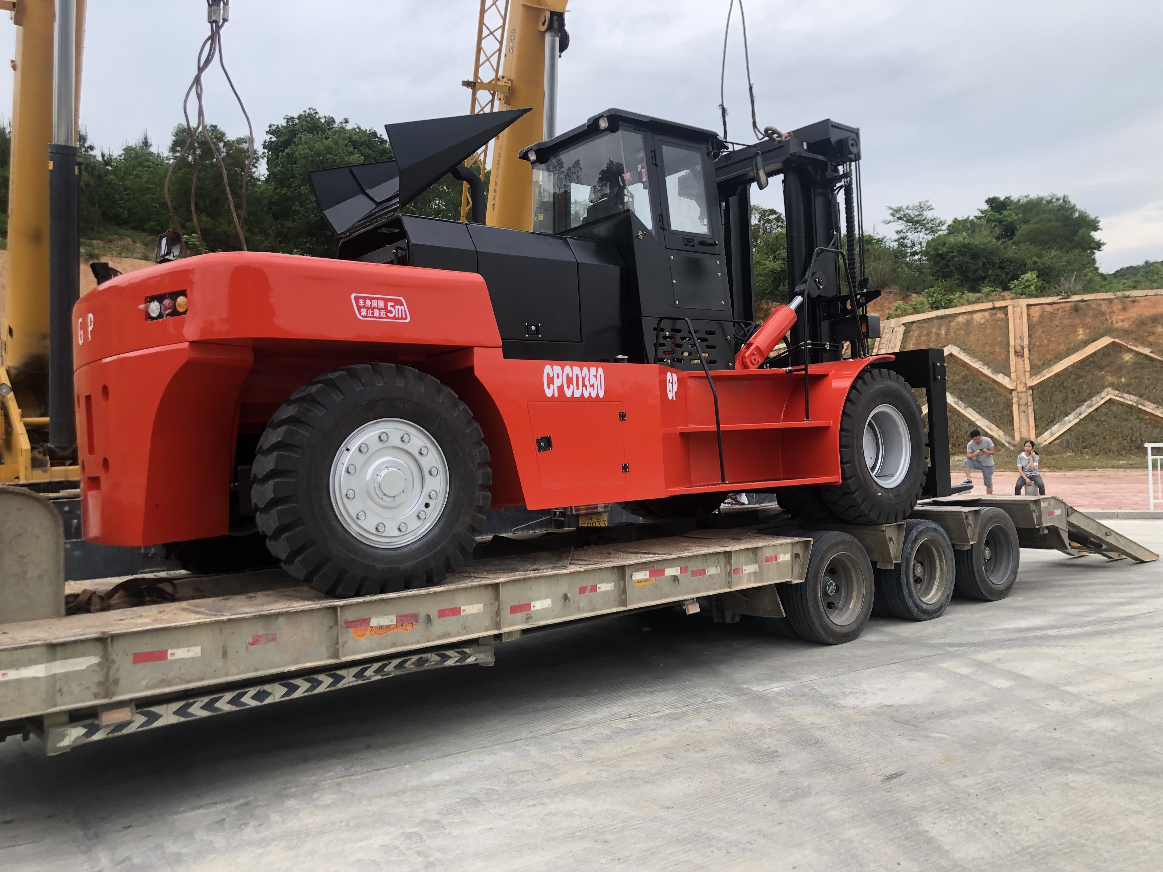 CPCD300 CPCD320 CPCD400 30-40ton Diesel Forklift