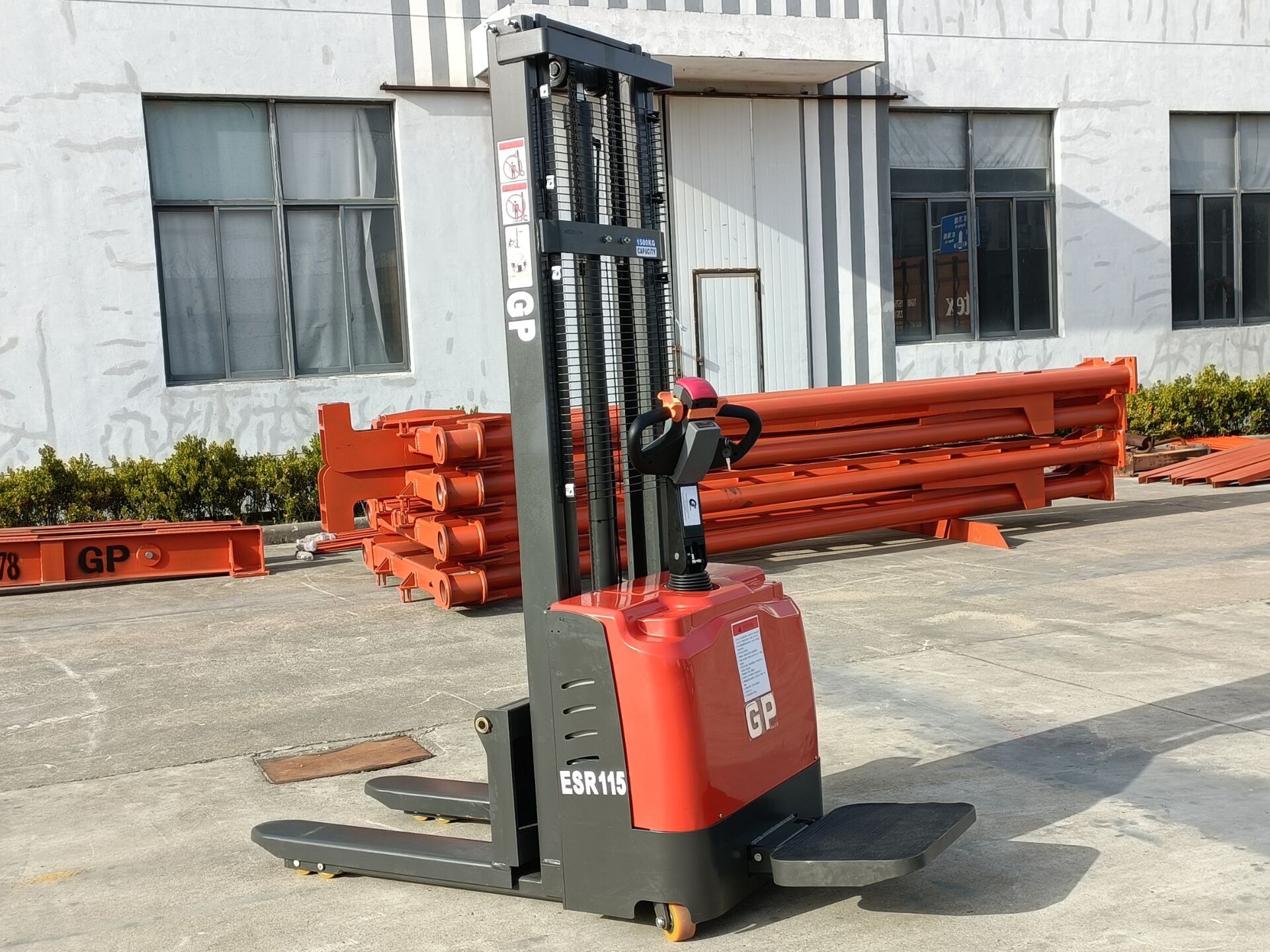 Electric Pallet Stacker 1-1.5ton